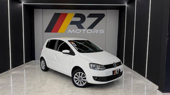 VOLKSWAGEN FOX 1.6 MI 8V FLEX 4P MANUAL VOLKSWAGEN FOX 1.6 MI 8V FLEX 4P MANUAL